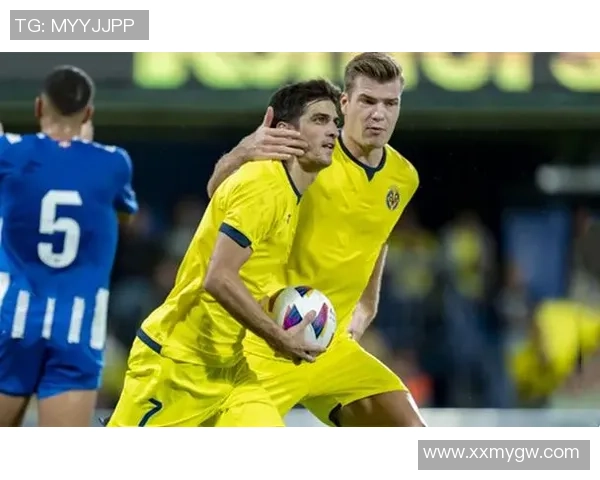 西甲激战格拉纳达对决比利亚雷亚尔争夺三分之战