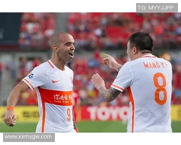 阿德莱德联与山东鲁能精彩对决视频回顾全场精彩瞬间分析